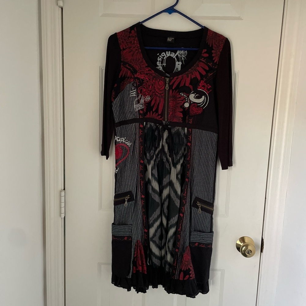 Desigual Black and Red Casual Dress with 3/4 Sleeves